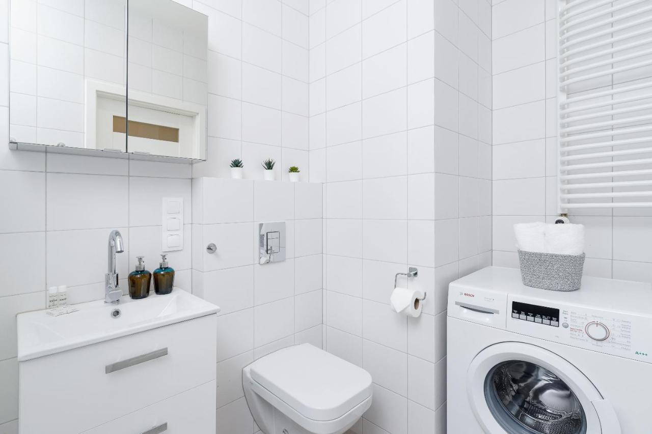 Apartments Cracow Rakowicka By Noclegi Renters Krakow Ngoại thất bức ảnh